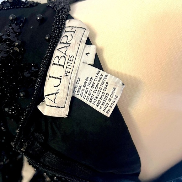 A.J. Bari Black Sequin Mini Dress✨ Retail $480 - Picture 14 of 16
